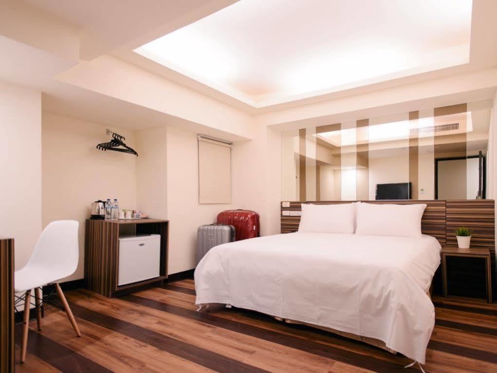 Kiwi Express Hotel - Chenggong Rd Tajcshung Kültér fotó